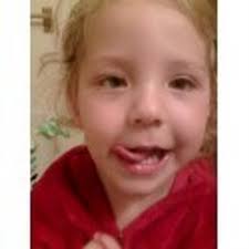 Tamara Willoughby (@missiddlebiddle)