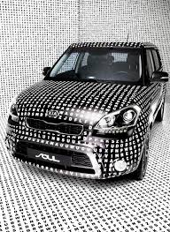 Sagmeister Walsh Created An Art Car For Kia Called Light Shadows Yin Yang The Car And The Surrounding Environment Was Turned In Car Art Kia Kia Soul
