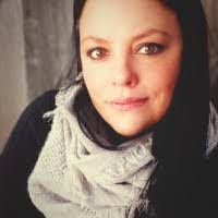 Amanda Winstead's Instagram, Twitter & Facebook