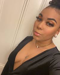 Stefanny Diaz (@grimmgorgeous) • Instagram photos and videos