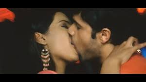 Geeta Basra Hot Scenes in The Train (2007) - Antarvasna.live