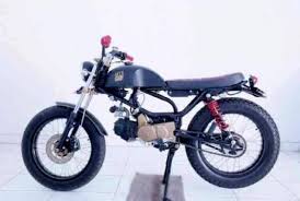 Begitu digemarinya desain khas astrea grand hingga ke era legenda, pt astra honda motor bahkan merilis legenda 2 sebagai edisi terakhir klan astrea grand di indonesia. Nih Honda Grand 1990 Bergaya Scrambler Republika Online