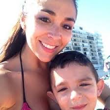 Elizabeth Junco's Instagram, Twitter & Facebook