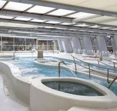 The nh madrid las tablas hotel is in a convenient location for both business and leisure travelers. Hoteles Con Spa En Madrid Lista 2020 Hotelesconjacuzzi Es