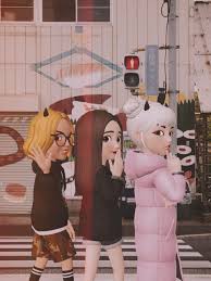 Happy carefree indie and pale image 6463098 on favim com. Wallpaper Zepeto