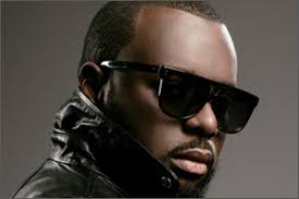 Maître gims — любишь ли ты меня? Flote Musiknoten Est Ce Que Tu M Aimes Leichte Mittlere Stufe Gims