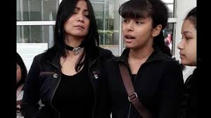 Kanker payudara yang diderita yana zein mulanya dirasakan. Bikin Sedih Anak Cerita Detik Detik Yana Zein Meninggal