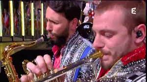 Mais les paroles affichées ne sont pas complètes. N Oubliez Pas Les Paroles Le Show D Alexis Zikos Sur Armstrong C Nougaro Youtube