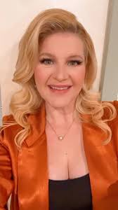 Mirusia (@mirusialouwerse) • Instagram photos and videos