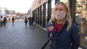 Maar in nederland mag een zorginstelling, school, café of evenementorganisator een vaccinatiebewijs eisen van bezoekers, om bijvoorbeeld de gezondheid van andere bezoekers te beschermen. T Wat Vindt U Van Het Vaccinatiebewijs Youtube