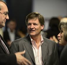 The name 'dixie lewis' also equates to 56, a number we've seen too much of, in stores like this and others. Dixie Lewis 19 Ist Tot Tochter Von Bestseller Autor Todlich Verungluckt News De