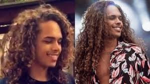 Maybe you would like to learn more about one of these? Namorado De Sonza Vitao Ja Tocou Em Bares Ensinou Violao E Se Envolveu Em Romance De Marketing Com Anitta Famosos Extra Online
