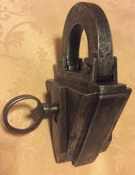 Cadenas Cle Forge Xvi Siecle Schlussel Chiave Vorhangeschloss Lucchetto Padlock Old Keys Key Lock Antique Keys