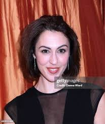 Kelley Blevins's Instagram, Twitter & Facebook