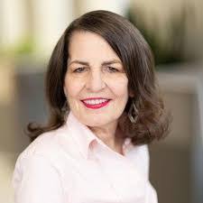 Maureen Mcginley's Instagram, Twitter & Facebook