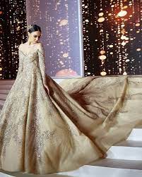 Breaking The Wedding Dress Color Rule Would You Dare Wedding Planner Wedding Dresses Ball Gowns Wedding Disney Wedding Dresses