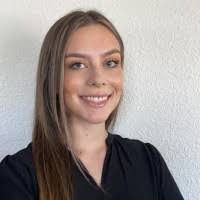 Cecelia James's Instagram, Twitter & Facebook