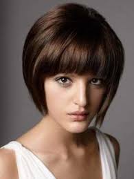 Jika kamu bisa memilih potongan rambut wanita sesuai bentuk wajah, maka kamu gambar garis pantulan wajahmu. Bagaimana Untuk Memilih Gaya Rambut