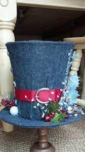 Top Hat Centerpiece Made From A Wire Wastebasket And Plastic Charger From Dollar Tree A Li Christmas Accessories Holiday Crafts Christmas Steampunk Christmas