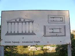 Artemidin hram u gradu efezu na zapadnoj obali male azije (poznat i kao artemizij) bio je najveći hram antičkoga svijeta. Artemidin Hram U Efezu Turska Putopisi Net