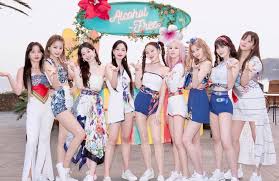 Xem thêm ý tưởng về nữ thần, sung kang, wiz khalifa. Twice Reveals The Difference Of Taste Of Love From Their Previous Albums Shares Their Favorite Part In Alcohol Free Choreography Kpophit Kpop Hit