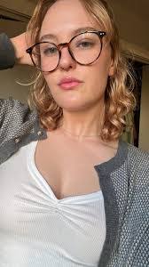 Rena Beasley's Instagram, Twitter & Facebook