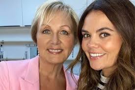 Protester bit cop during bizarre bid to 'seize' Edinburgh Castle under  800-year-old law