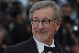 Director David Veal Original artist: El Pacino-m.khaskhabar.com