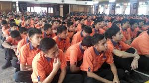 Kolej vokasional adalah institusi pengajian latihan kemahiran yang menawarkan dua program iaitu peringkat sijil (sijil vokasional malaysia) dan diploma. Sekolah Menengah Vokasional Sungai Buloh Startseite Facebook