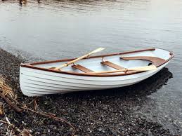 This Traditional Rowboat Is Often Called The Most Beautiful Rowing Boat In The World It Performs As Beautifully As Row Boat Affair Recovery Boat Illustration