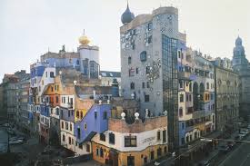Bild von hundertwasserhause von plochingen 53cmx50cm. Hundertwasserhaus A Vienna Come Visitare Il Curioso Complesso Di Case