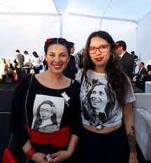 Jul 01, 2021 · las diputadas del partido comunista, karol cariola y camila vallejo, tuvieron que recurrir a la actuación para manifestar su descontento con el senado de la república, ante los proyectos de ley. Karol Cariola Oliva Ø¯Ø± ØªÙˆÛŒÛŒØªØ± Aqui Con La Mejor Pareja Junto A Camila Vallejo Hemos Venido Al Copihuedeoro2018 Y Hemos Traido Nuestras Propias Nominaciones Https T Co Ftf8oolwro
