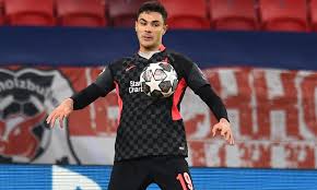 Açıklamada, ozan kabak'ın liverpool'da 19 numaralı formayı giyeceği aktarıldı. So Special For Me Ozan Kabak On First Win And Clean Sheet With Reds Liverpool Fc