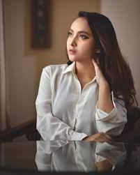 Temukan (dan simpan!) pin anda sendiri di pinterest. Pin Oleh English Breakfast Di Cloudya Yastin Model