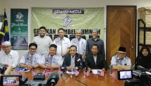 Kempen beli barangan malaysia (kbbm) oleh kementerian perdagangan dalam negeri dan hal ehwal pengguna bakal jadi medan meningkatkan pertumbuhan industri kecil dan sederhana negaramenurut pengarah bahagian pembangunan perniagaan kpdnhep, ismainur hadi amat. Kempen Beli Produk Muslim Bukan Perkauman