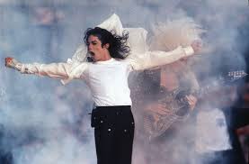 Michael jackson hat sein aussehen sehr verändert. Geburtstag Von Michael Jackson King Of Pop Ware 60 Jahre Alt Geworden Kultur Stuttgarter Zeitung