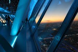 رحلة إلى برج المملكة بالرياض صحفي أجنبي يروي تجربته داخل جسر المشاهدة بالبرج