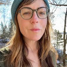 Lela Pierce's Instagram, Twitter & Facebook