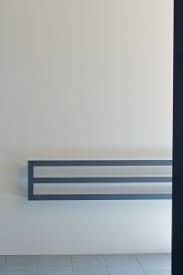 Diese heizkörper eignen sich perfekt für die dekoration ihres wohnbereichs oder badezimmers mit einem hauch von einzigartigem stil sowie für die beheizung ihres hauses. Heizkorper Laurens Katalog Von Designheizkorpern Und Wohnraumheizkorpern Fur Ihre Wohnung