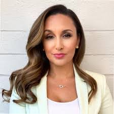 Christina Raftery's Instagram, Twitter & Facebook