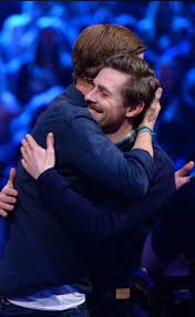 Elyas m'barek bei circus halligalli. Gurkiundklaus Germanzeugs Joko Halt Klaas Kopf Immer So Suss Fest Wenn Er Ihn Umarmt Teamwork 19 02 Joko Und Klaas Klaas Heufer Umlauf Joko Winterscheidt