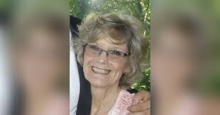 Vicky Lilly's Instagram, Twitter & Facebook