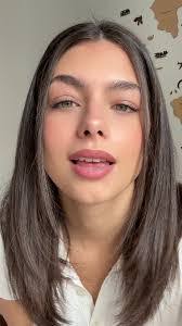 Elizabeth Sterner's Instagram, Twitter & Facebook