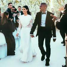 Les Premieres Photos De Kim Kardashian Et Kanye West Maries