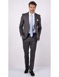 Scarpe sneakers uomo grigio chiaro xti tessuto imbottito fondo gomma abbigliamento accessori moda fashion invernale ottime condizioni taglia. Abito Grigio Antracite Slim