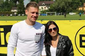 Dwa lata po ślubie na świecie pojawiło się pierwsze dziecko pary, córeczka sara. Pless Pl Lukasz Piszczek Chce Za Dwa Lata Zakonczyc Kariere W Kadrze Polski Goczalkowice