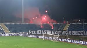 6,382 likes · 1,305 talking about this. Mai Bine Nu Se Prezenta Rapid UmilitÄ La Severin De Nou Promovata Fc U Craiova Oltenii Se DistanÈeazÄ In Fruntea Ligii 2 Liga 2