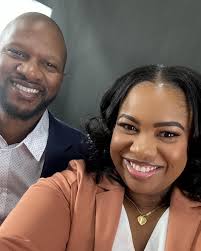 I love being with a company where my hard work doesn't go unnoticed, but  it's also rewarded🙌🏽 My coach Marie Obichere gifted Tony and I a  professional photo shoot for our promotion.