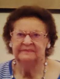 Lydia Rowan's Instagram, Twitter & Facebook