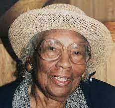 Lynette Dandridge's Instagram, Twitter & Facebook